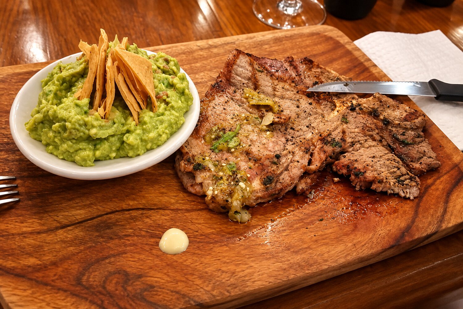 Corte con guacamole